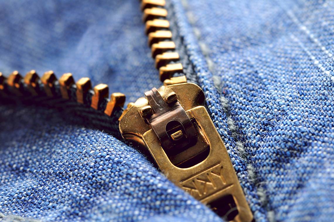 Zipper unzipping by itself on public?