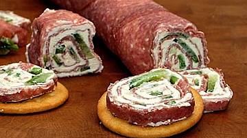 Delicious roll from salami and crème cheese