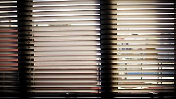 How to clean easily the horizontal blinds